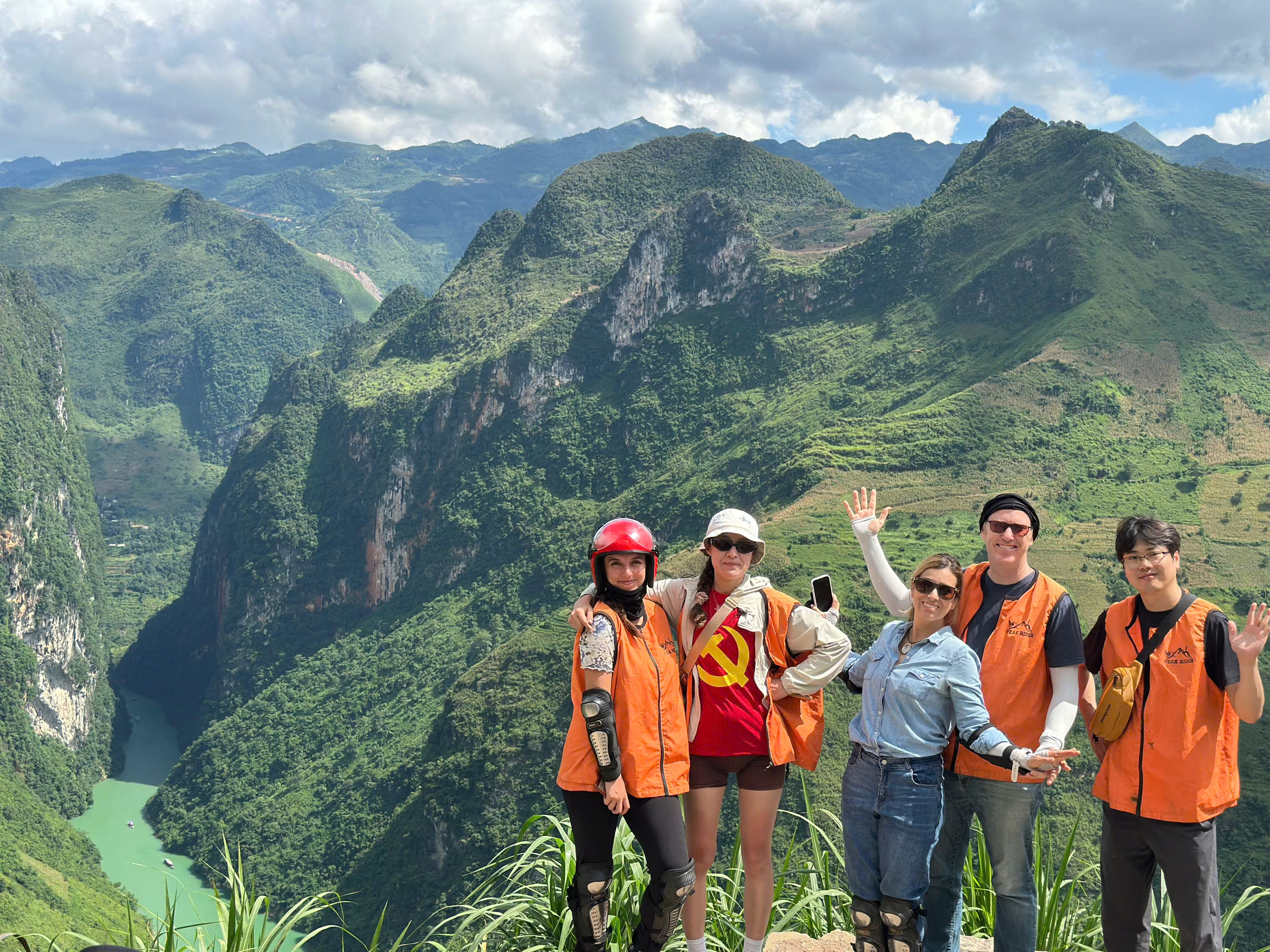 Ha Giang Loop with Easy Rider